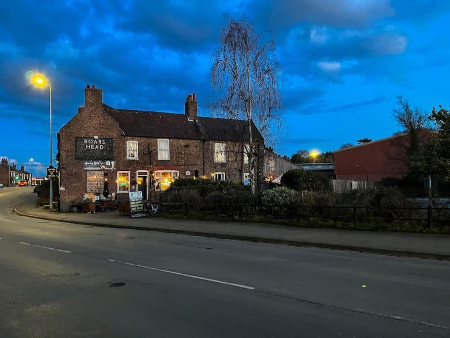 Auctioneers Cottage ラウス エクステリア 写真